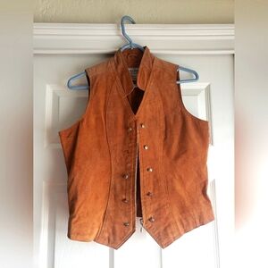 Women's Suede Button-Front Vest in Cognac